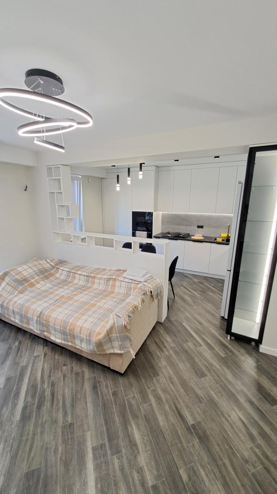 Аэропорт-Номера 24/24 . Apartman Kisinyov Kültér fotó