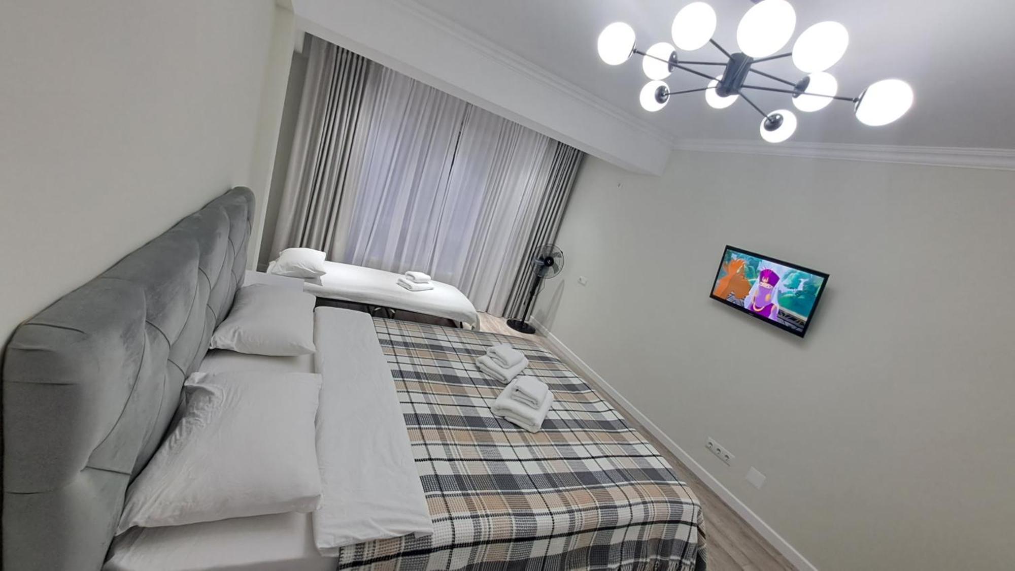 Аэропорт-Номера 24/24 . Apartman Kisinyov Kültér fotó