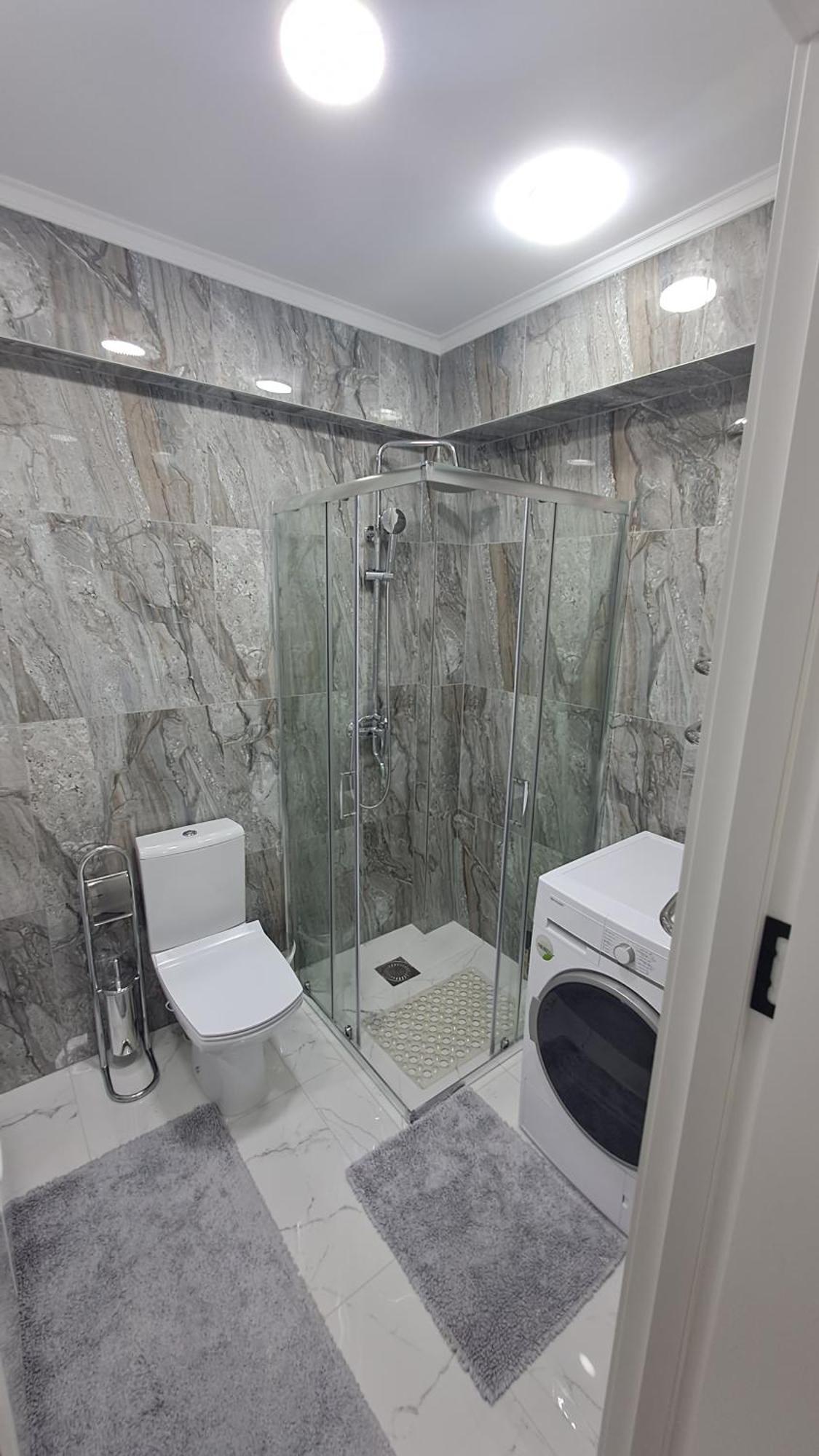 Аэропорт-Номера 24/24 . Apartman Kisinyov Kültér fotó